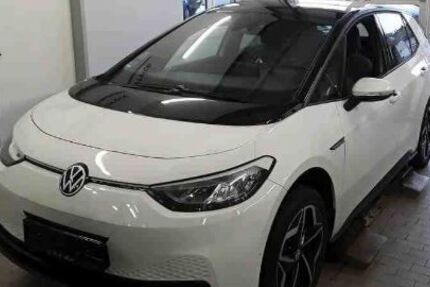 VW ID.3 14.640 km 23.890 &euro; Duisburg 47178