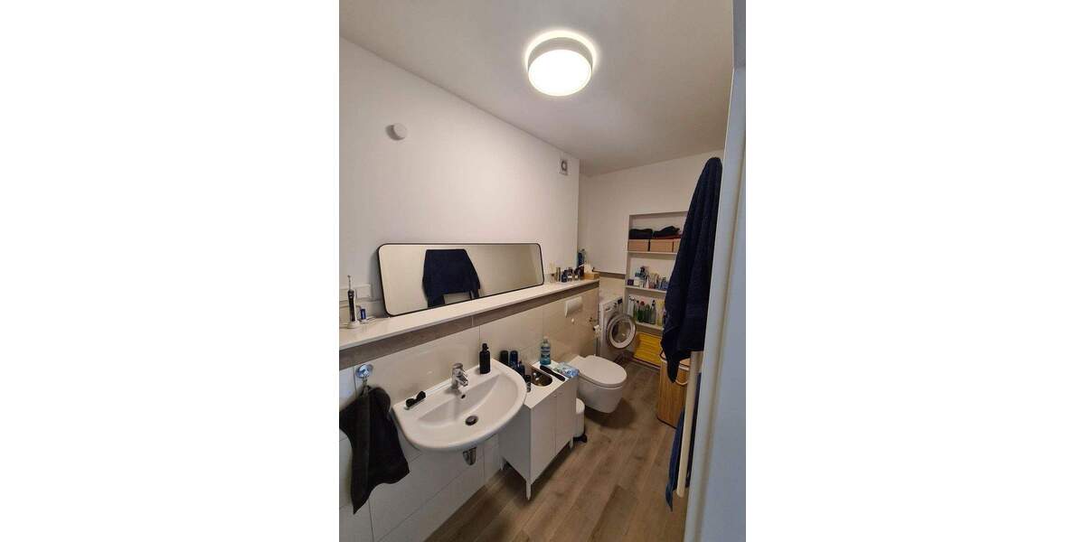 Etagenwohnung Düsseldorf Pempelfort - 4 Zimmer, 95 m&sup2;, 1.300&euro; | Angebot:25846216