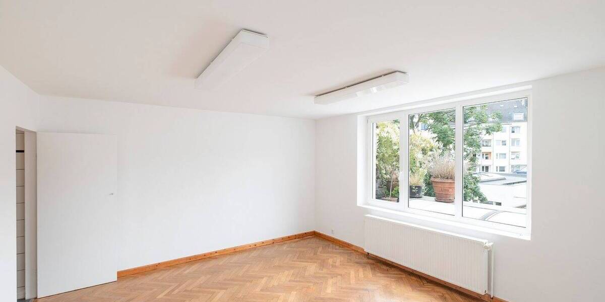 Gewerbeobjekt Düsseldorf Pempelfort - 2 Zimmer, 90 m&sup2;, 950&euro; | Angebot:26744526