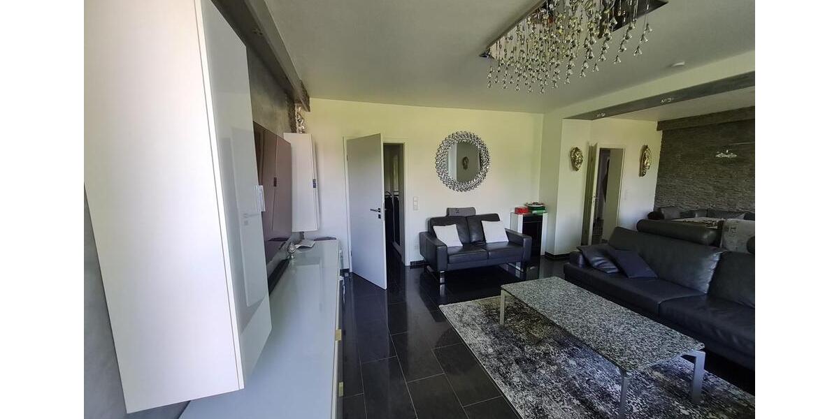 Etagenwohnung Essen Stadtbezirk IV - 5 Zimmer, 140 m&sup2;, 299.000&euro; | Angebot:26675336