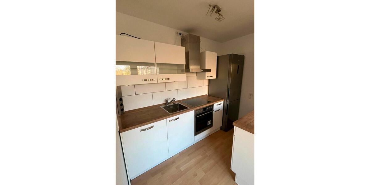 Etagenwohnung Düsseldorf Stadtmitte - 2.5 Zimmer, 65 m&sup2;, 820&euro; | Angebot:26680686