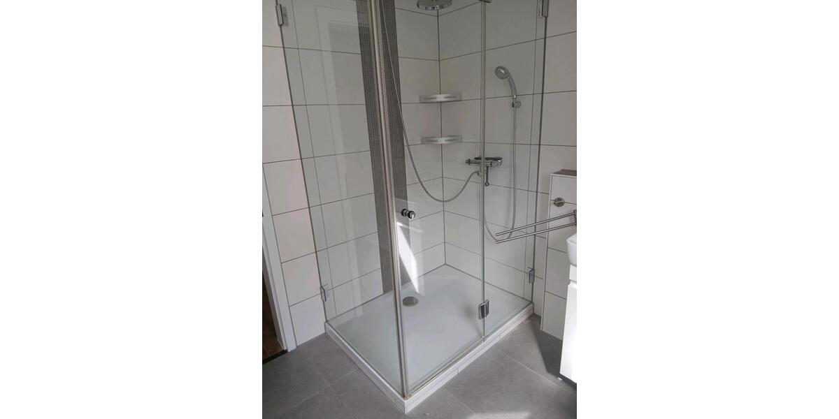 Dachgeschoßwohnung Dinslaken - 3 Zimmer, 77 m&sup2;, 800&euro; | Angebot:25976755