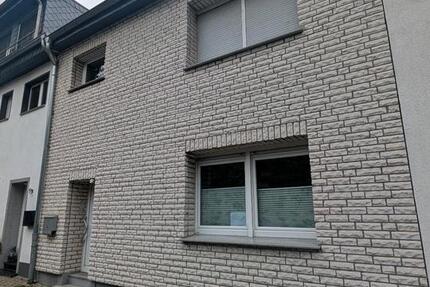 Haus Duisburg Beeck - 3 Zimmer, 330.000&euro; | Angebot:23029414
