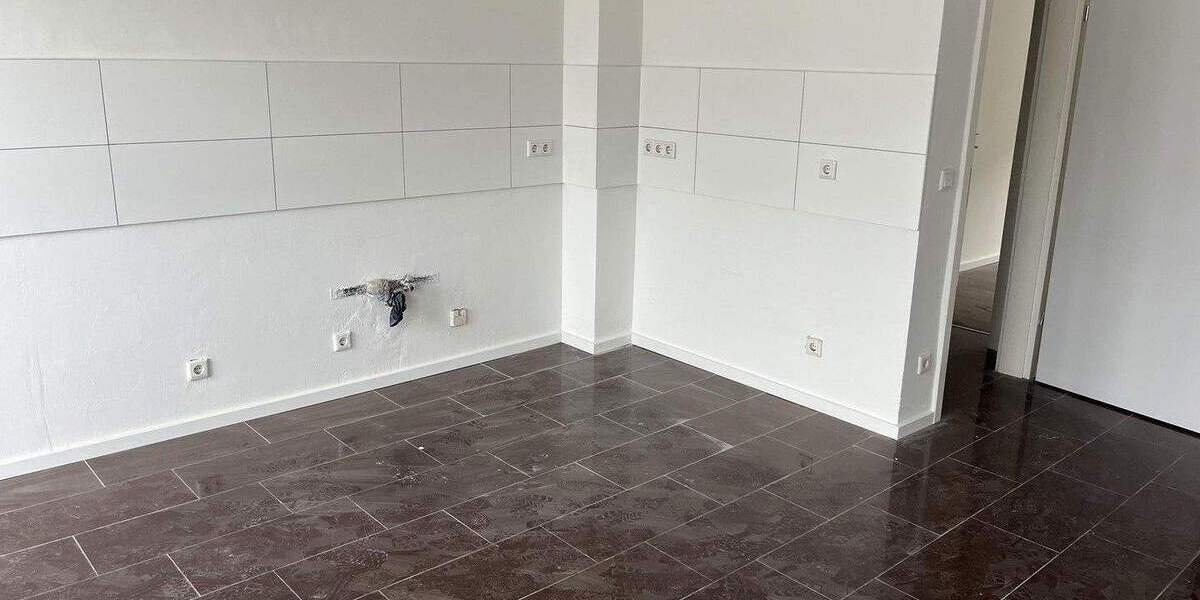 Etagenwohnung Krefeld Stadtmitte - 3 Zimmer, 91 m&sup2;, 710&euro; | Angebot:25780302