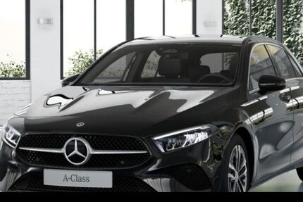 Mercedes-Benz A 200 9.900 km 32.990 &euro; Düsseldorf 40470