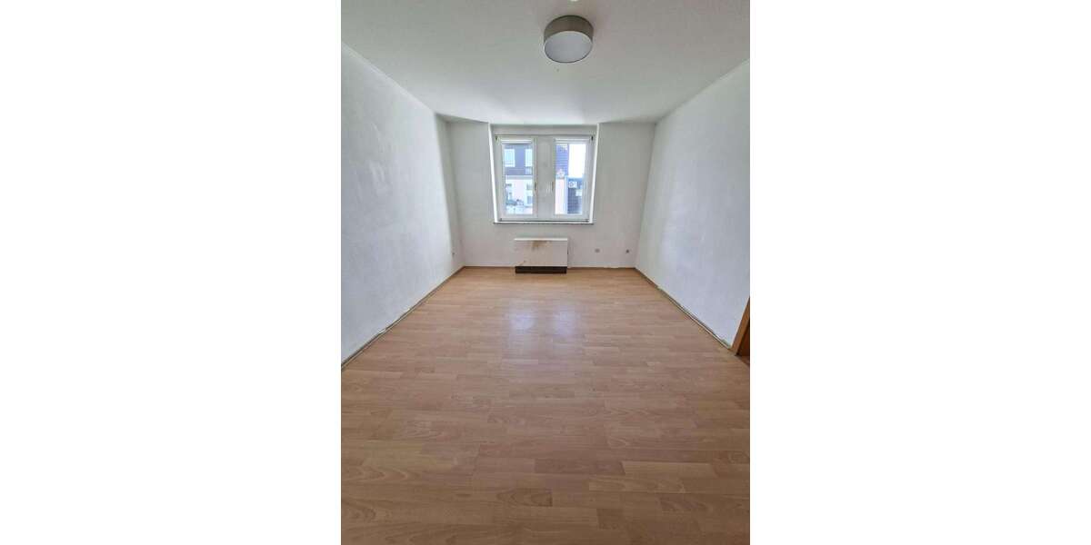 Etagenwohnung Essen Huttrop - 2 Zimmer, 49 m&sup2;, 490&euro; | Angebot:26024056