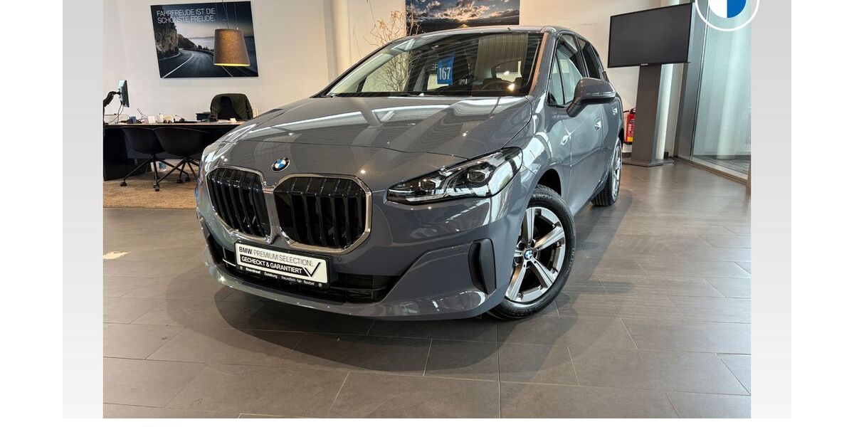 BMW 220 Active Tourer 8.299 km 32.270 &euro; Duisburg 47119
