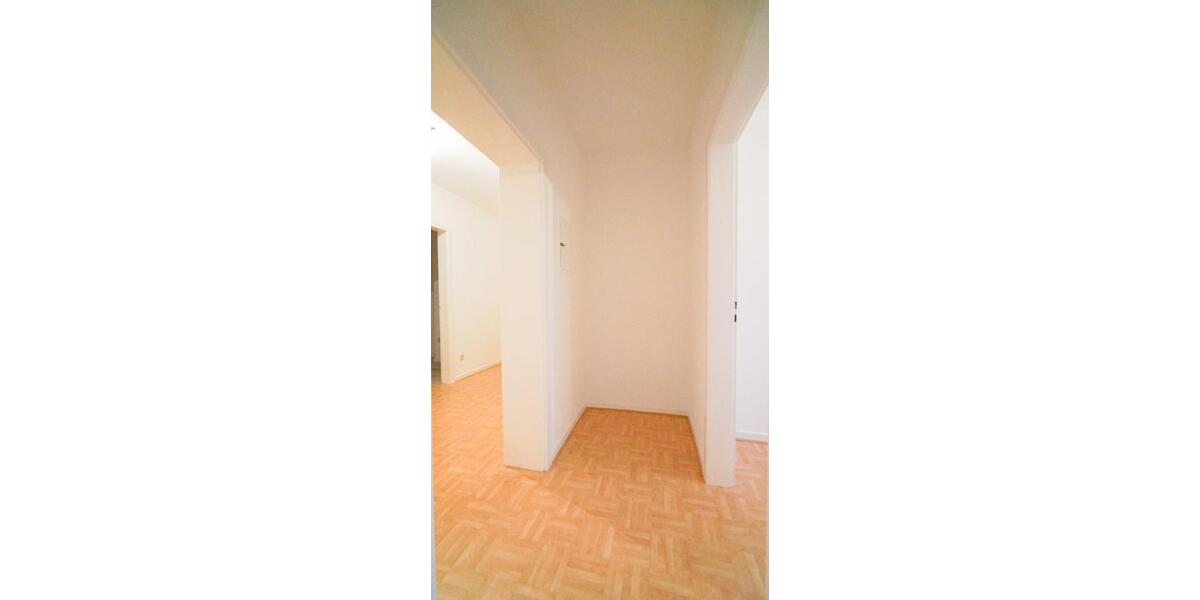 Erdgeschoßwohnung Essen Stadtbezirk V - 3.5 Zimmer, 66 m&sup2;, 480&euro; | Angebot:25754020