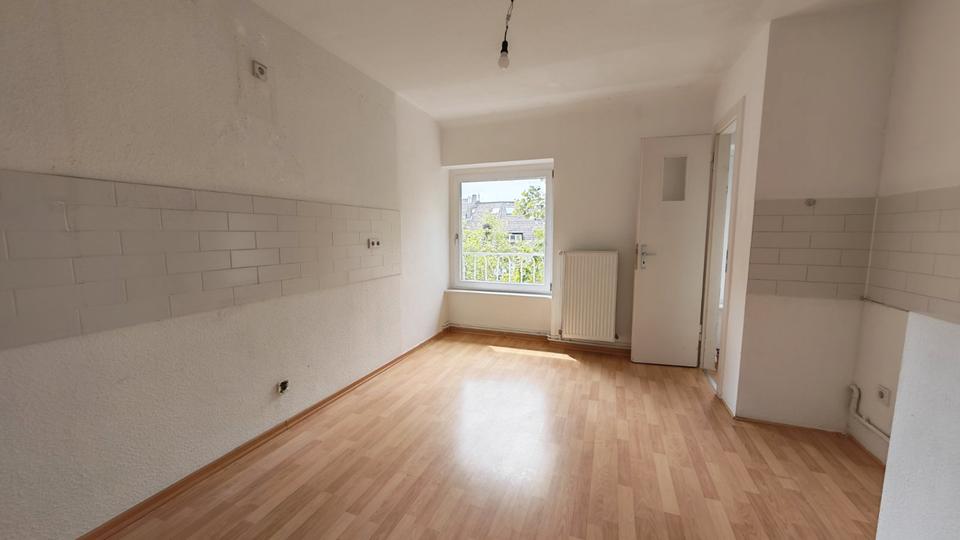 Etagenwohnung Düsseldorf Oberbilk - 2 Zimmer, 60 m&sup2;, 730&euro; | Angebot:26646850