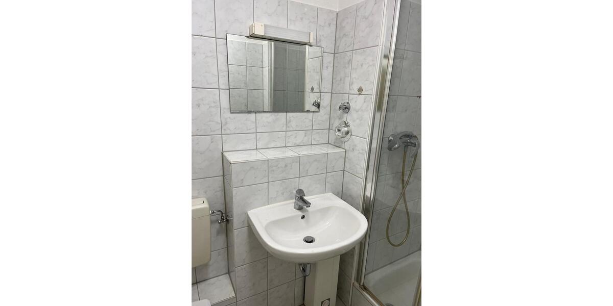 Etagenwohnung Essen Stadtbezirk VI - 1 Zimmer, 23 m&sup2;, 360&euro; | Angebot:25937168