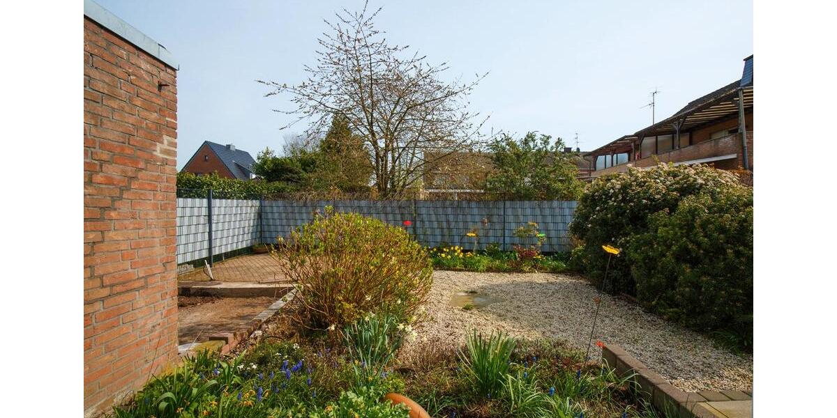 Reihenhaus Sonsbeck - 5 Zimmer, 125 m&sup2;, 320.000&euro; | Angebot:26670408