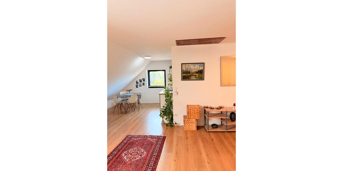 Dachgeschoßwohnung Krefeld Benrad - 2 Zimmer, 50 m&sup2;, 799&euro; | Angebot:26705006
