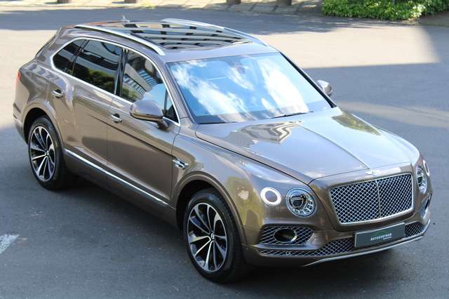 Bentley Bentayga 88.475 km 97.990 &euro; Düsseldorf 40233
