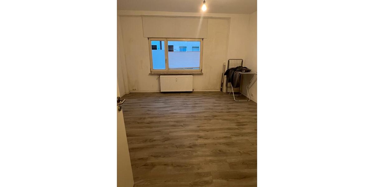 Erdgeschoßwohnung Duisburg Duisburg-Mitte - 2 Zimmer, 43 m&sup2;, 400&euro; | Angebot:25195607