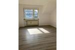 Dachgeschoßwohnung Duisburg Essenberg - 3.5 Zimmer, 83 m&sup2;, 900&euro; | Angebot:26702245