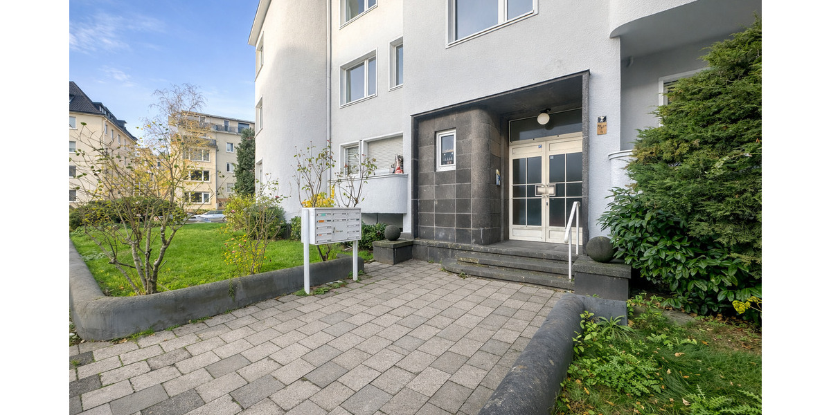 Etagenwohnung Düsseldorf Düsseltal - 2 Zimmer, 47 m&sup2;, 240.000&euro; | Angebot:25774674