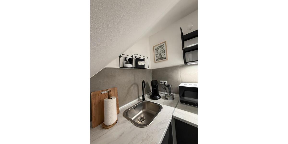 Dachgeschoßwohnung Essen Stadtbezirk III - 2 Zimmer, 55 m&sup2;, 1.900&euro; | Angebot:25322418