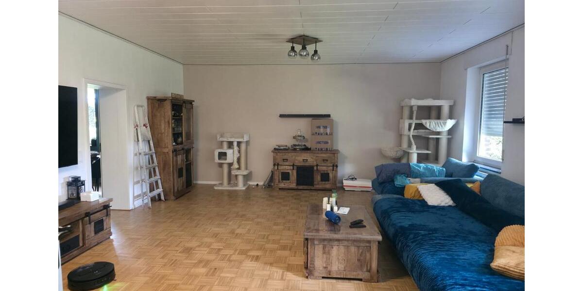 Erdgeschoßwohnung Issum - 4 Zimmer, 150 m&sup2;, 1.300&euro; | Angebot:26670843