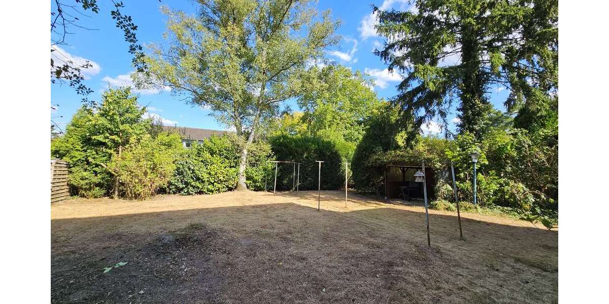 Etagenwohnung Düsseldorf Stadtbezirk 5 - 4 Zimmer, 98 m&sup2;, 279.000&euro; | Angebot:25833765