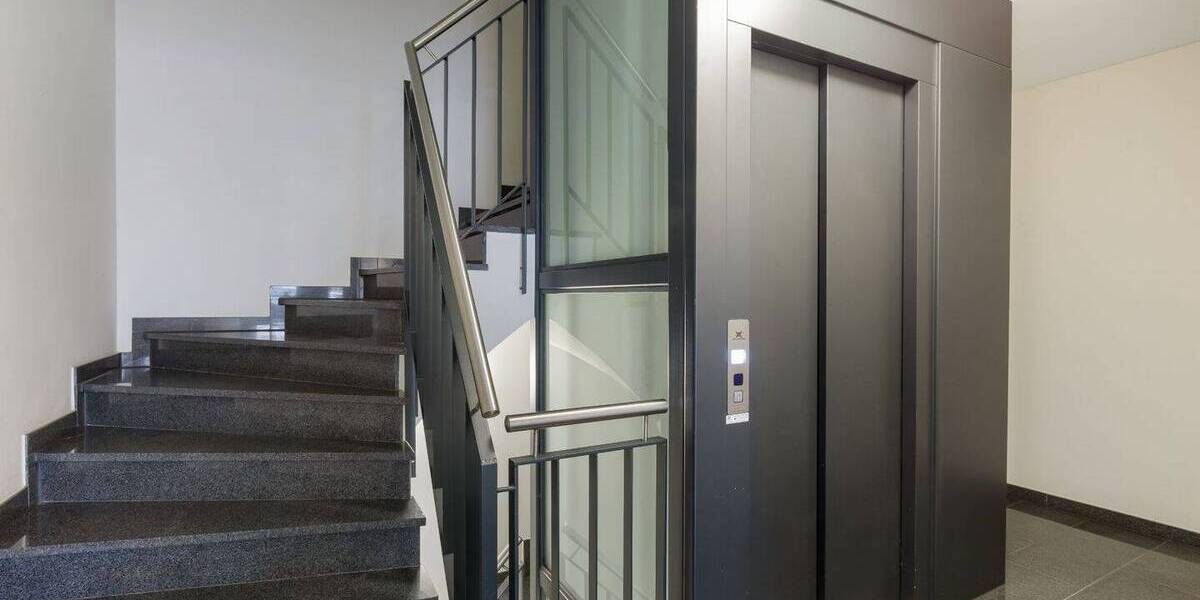 Etagenwohnung Düsseldorf Düsseltal - 2 Zimmer, 106 m&sup2;, 680.000&euro; | Angebot:25686884