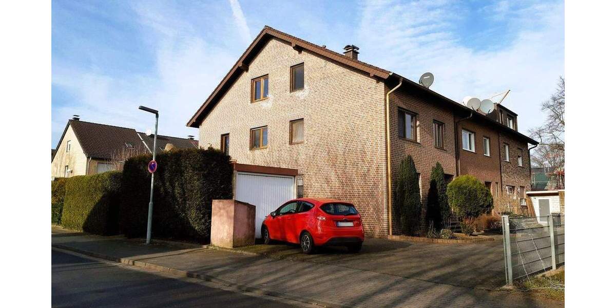 Reihenendhaus Dinslaken Innenstadt - 7 Zimmer, 230 m&sup2;, 599.000&euro; | Angebot:25718896