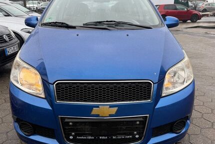 Chevrolet Aveo 95.000 km 2.700 &euro; Essen 45355