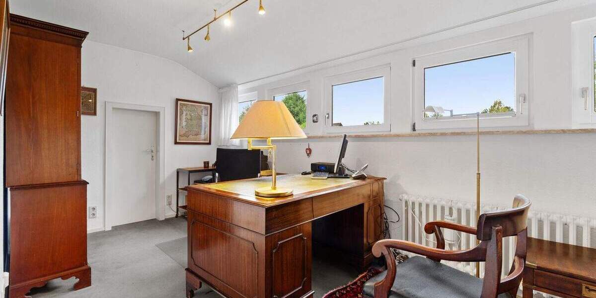 Einfamilienhaus Ratingen Hösel - 8 Zimmer, 303 m&sup2;, 1.450.000&euro; | Angebot:25779367