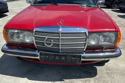 Mercedes-Benz 230 103.000 km 16.900 &euro; Neuss 41462