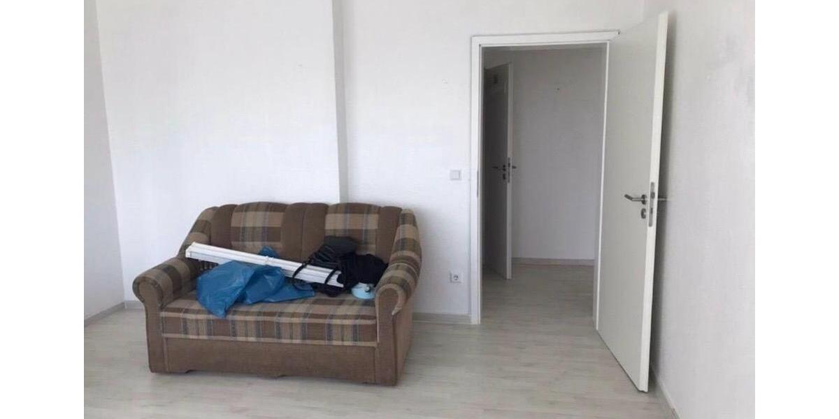 Etagenwohnung Krefeld - 2 Zimmer, 49 m&sup2;, 600&euro; | Angebot:25840802