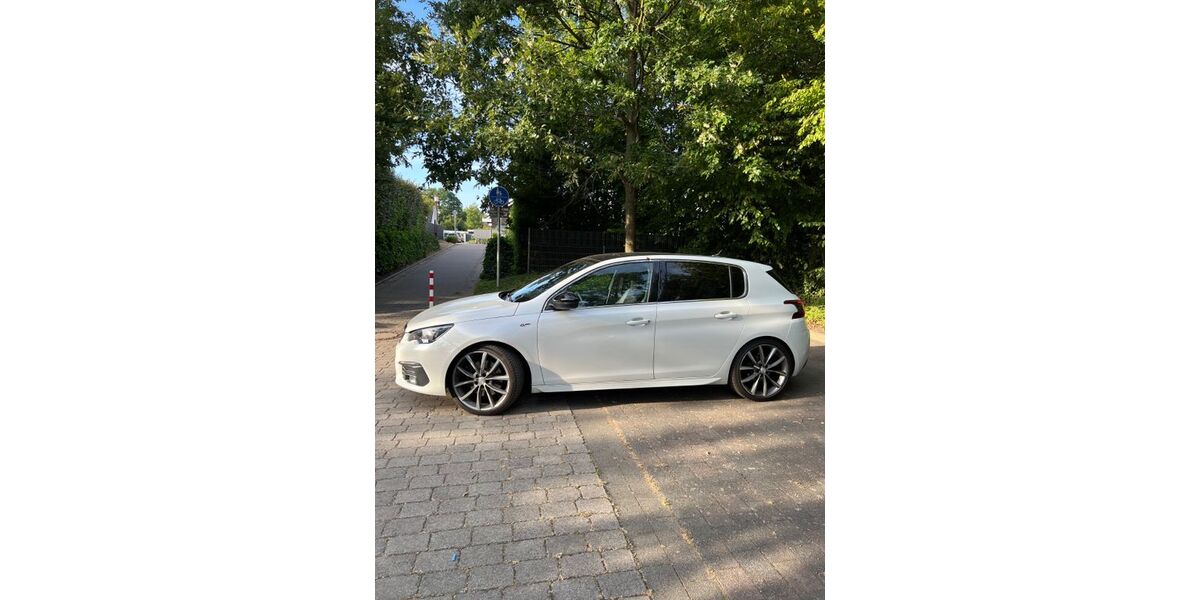 Peugeot 308 102.700 km 14.900 &euro; Willich 47877