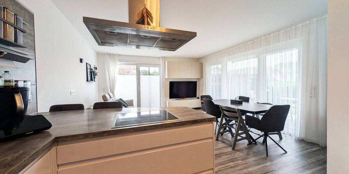 Etagenwohnung Kamp-Lintfort Stadtkern - 3 Zimmer, 98 m&sup2;, 376.000&euro; | Angebot:26741809