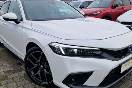 Honda Civic 24.300 km 33.890 &euro; Düsseldorf 40233