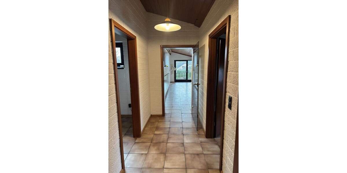 Einfamilienhaus Krefeld Traar - 7 Zimmer, 214 m&sup2;, 750.000&euro; | Angebot:25693386