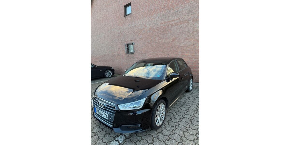 Audi A1 83.000 km 14.999 &euro; Duisburg 47198