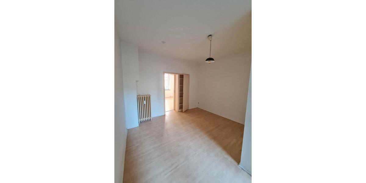 Erdgeschoßwohnung Krefeld - 2 Zimmer, 61 m&sup2;, 550&euro; | Angebot:26697803