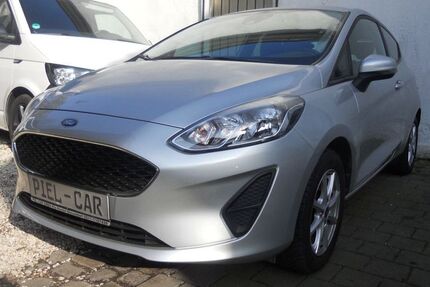 Ford Fiesta 33.770 km 8.699 &euro; Düsseldorf 40593