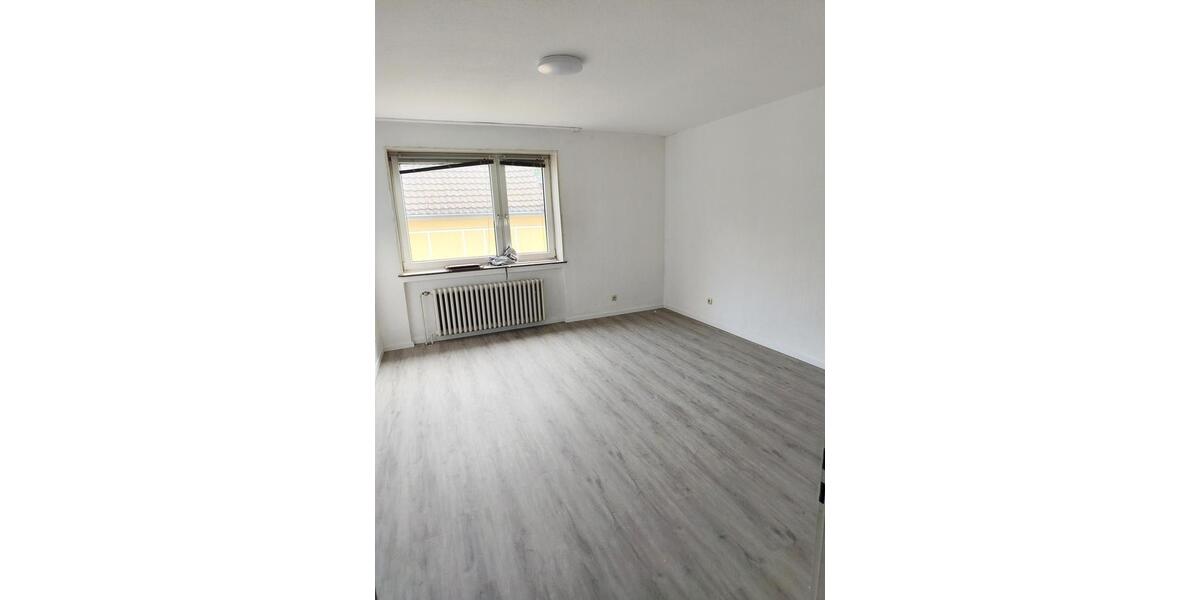 Etagenwohnung Oberhausen Osterfeld - 2 Zimmer, 67 m&sup2;, 560&euro; | Angebot:26644022