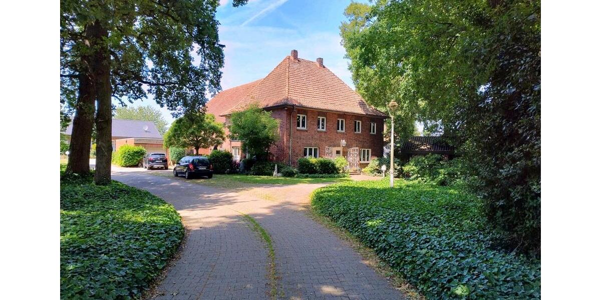 Erdgeschoßwohnung Bottrop Feldhausen - 3 Zimmer, 125 m&sup2;, 1.400&euro; | Angebot:24886214