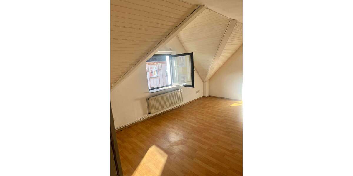 Etagenwohnung Krefeld - 1.5 Zimmer, 39 m&sup2;, 410&euro; | Angebot:25995088