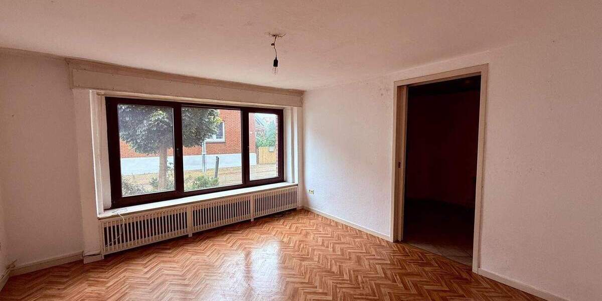 Mehrfamilienhaus, Wohnhaus Alpen - 6 Zimmer, 153 m&sup2;, 180.000&euro; | Angebot:25815440