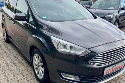 Ford Grand C-Max 153.216 km 7.700 &euro; Moers 47445