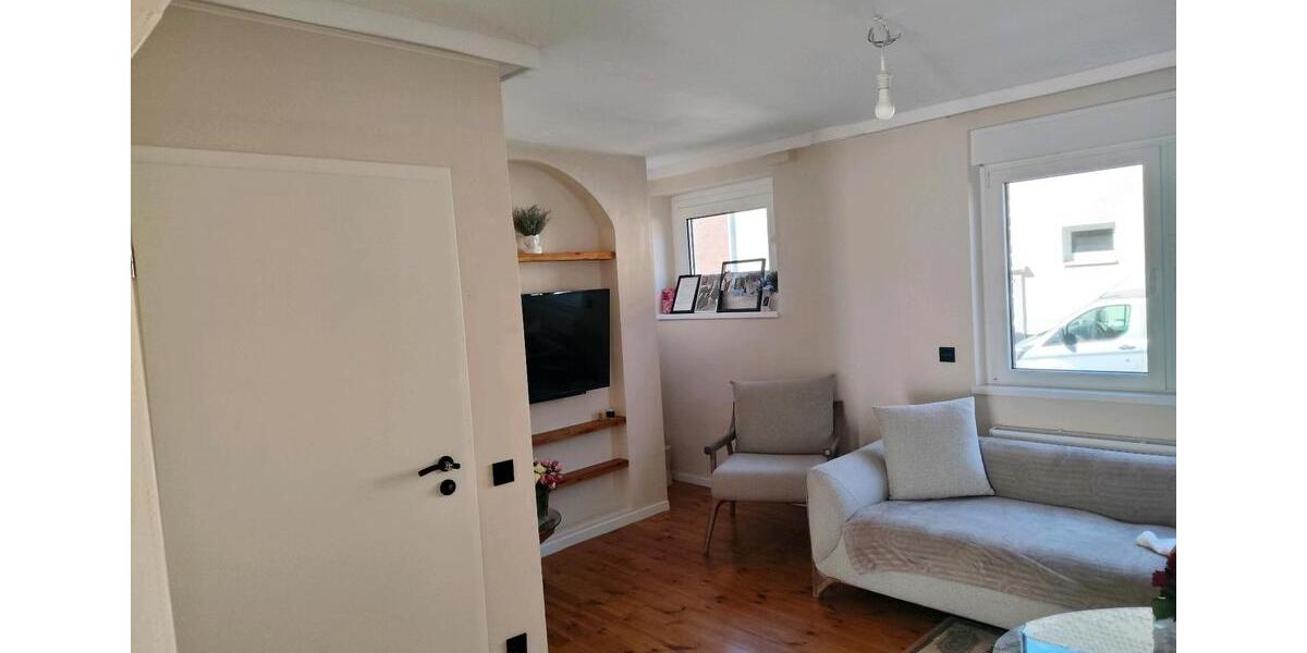 Mehrfamilienhaus, Wohnhaus Duisburg Rheinhausen - 12 Zimmer, 250 m&sup2;, 330.000&euro; | Angebot:27273464