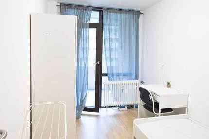 Zimmer Düsseldorf Wersten - 599&euro; | Angebot:24995703