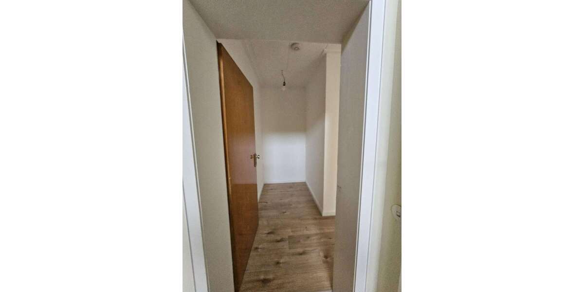 Etagenwohnung Moers Hochstraß - 2 Zimmer, 48 m&sup2;, 455&euro; | Angebot:25997238