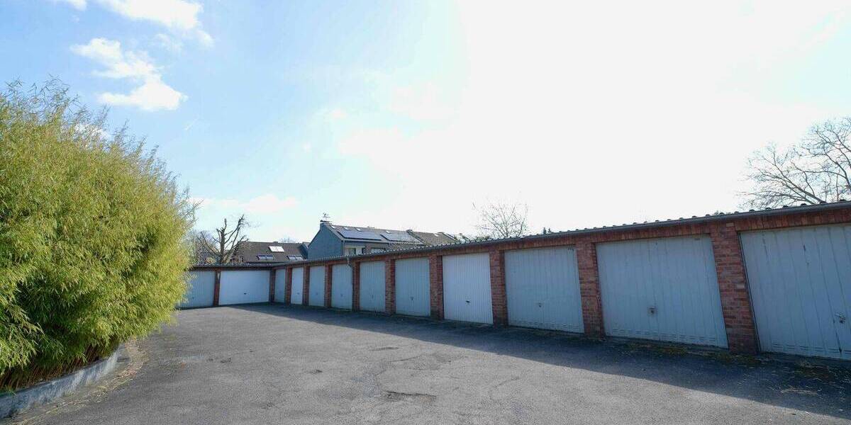 Mehrfamilienhaus, Wohnhaus Willich - 7 Zimmer, 210 m&sup2;, 749.000&euro; | Angebot:26029111