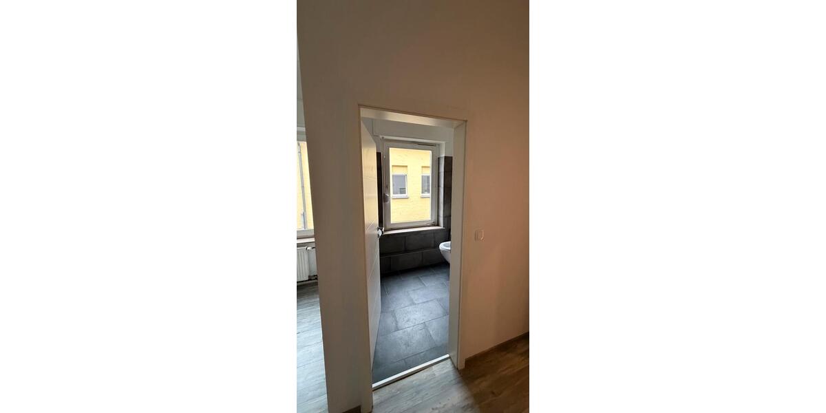 Etagenwohnung Krefeld - 2.5 Zimmer, 64 m&sup2;, 580&euro; | Angebot:24963315