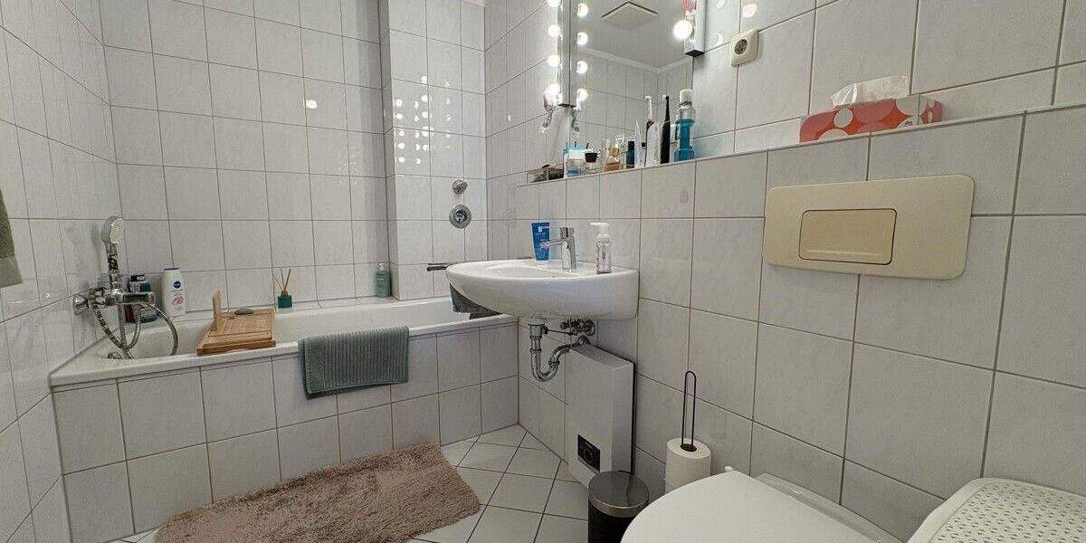 Etagenwohnung Meerbusch / Büderich Büderich - 2 Zimmer, 70 m&sup2;, 770&euro; | Angebot:25748177