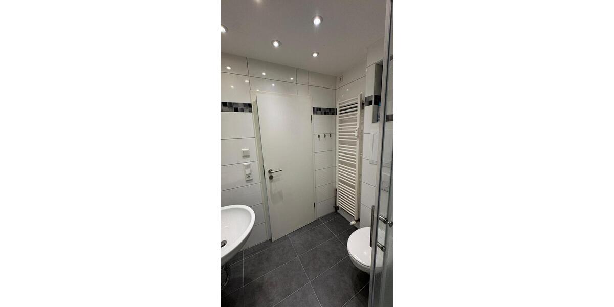 Dachgeschoßwohnung Krefeld Benrad - 2 Zimmer, 60 m&sup2;, 750&euro; | Angebot:26623850