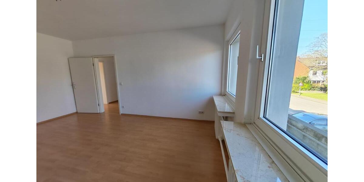 Etagenwohnung Duisburg Huckingen - 2 Zimmer, 70 m&sup2;, 649&euro; | Angebot:25402960