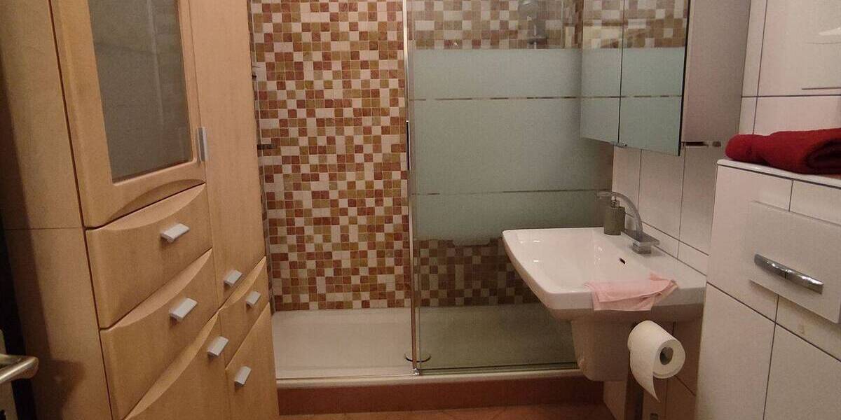 Terrassenwohnung Ratingen Ost - 2 Zimmer, 59 m&sup2;, 275.000&euro; | Angebot:26078072